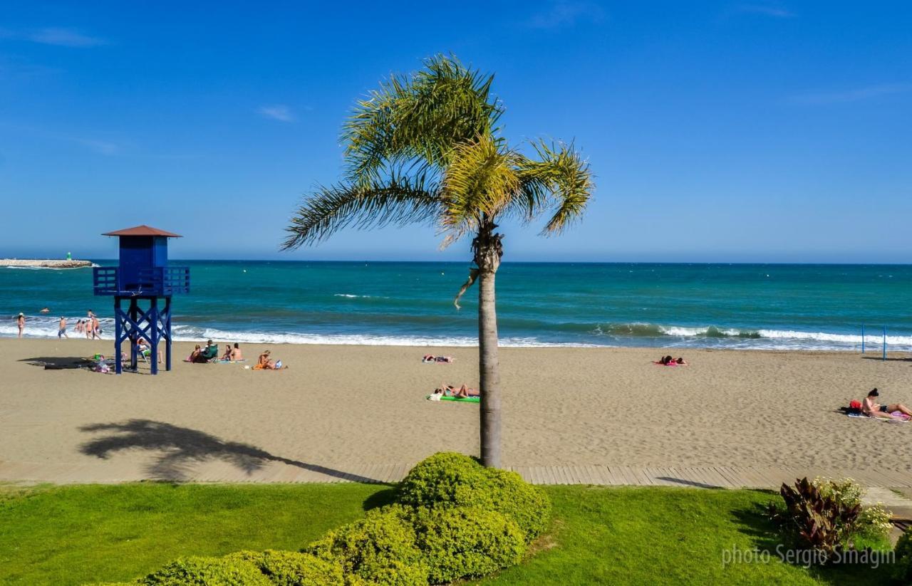 127 Jupiter Estudio. Vista Al Jardin Y La Piscina. Benalmádena Kültér fotó