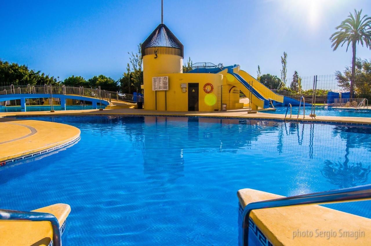 127 Jupiter Estudio. Vista Al Jardin Y La Piscina. Benalmádena Kültér fotó