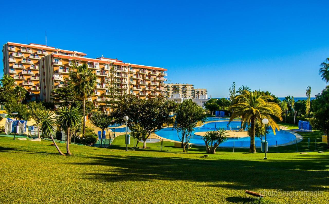 127 Jupiter Estudio. Vista Al Jardin Y La Piscina. Benalmádena Kültér fotó