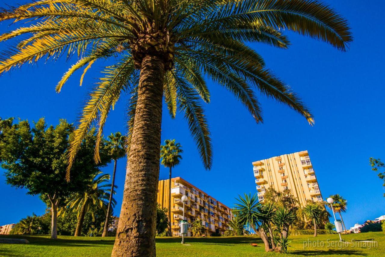 127 Jupiter Estudio. Vista Al Jardin Y La Piscina. Benalmádena Kültér fotó